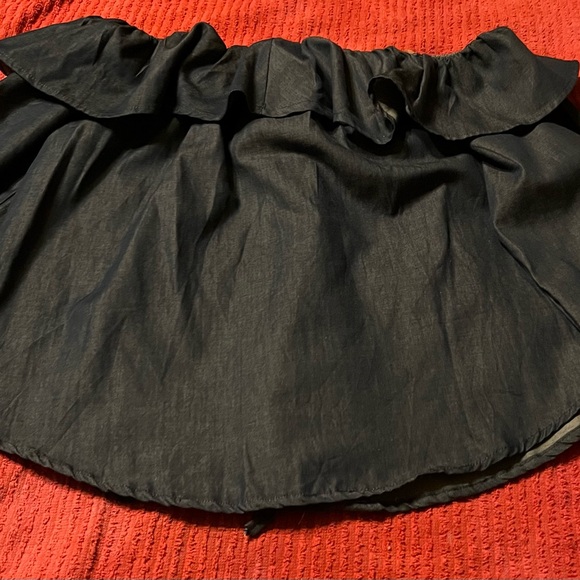 A’gaci - Chambray Tie Off the Shoulder Top - Picture 8 of 9